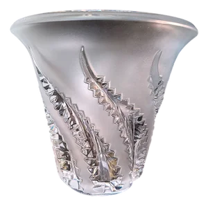 Lobélia Vase with Frosted Crystal Ferns from Lalique, 1970s