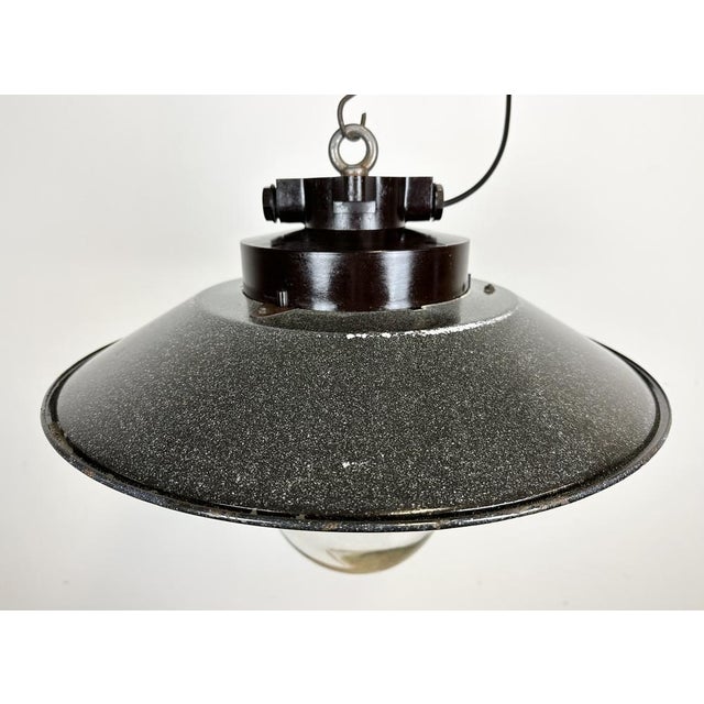 Industrial Grey Enamel Factory Hanging Lamp, 1960s For Sale - Image 4 of 14