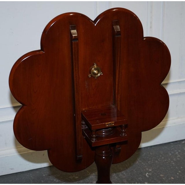 Antique Style Tilt Top Wine Side Table with Piecrust Top For Sale - Image 14 of 16