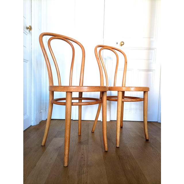 Produced by ZPM Radomsko (the former Thonet factory in Poland) in the 1960s, these correspond to model no. 18 in the...