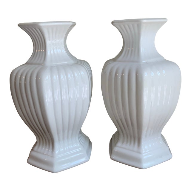 Pair of 14” White Ribbed Ceramic Ginger Jar Vases for Traditional, Chinoiserie or Palm Beach Regency Decor. See Photos! For Sale