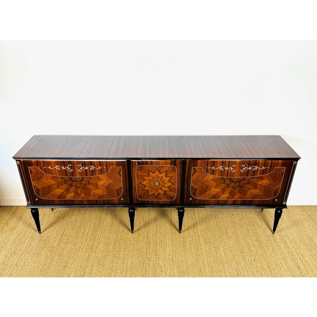 Maison Jansen Low French Modernist Sideboard in Marquetry by André Arbus, 1950s For Sale - Image 4 of 16