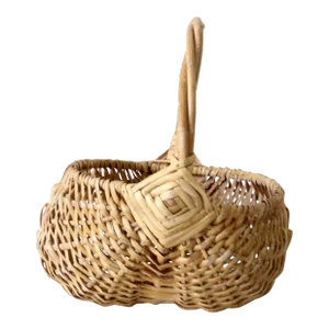 Vintage Gathering Buttocks Basket