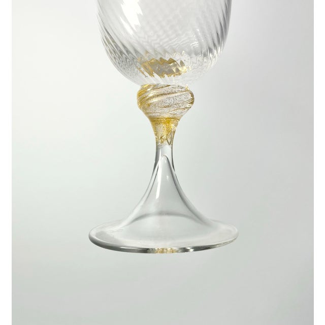Murano 1990s Murano Torcée Single Hand Blown Swirl Optic Gold Flake Stem Water Glass For Sale - Image 4 of 4