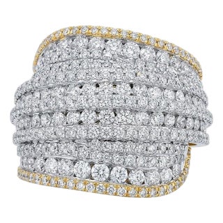 10k Yellow Gold 2 5/8 CTTW Natural Diamond Cluster Statement Ring, Size 7 For Sale
