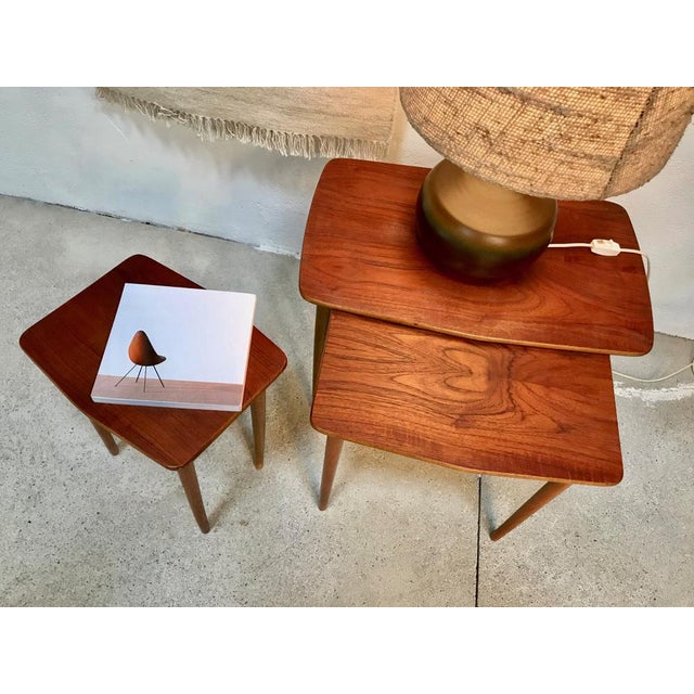 Boat-Shaped Teak Nesting Side Tables, Set of 3 For Sale - Image 15 of 18