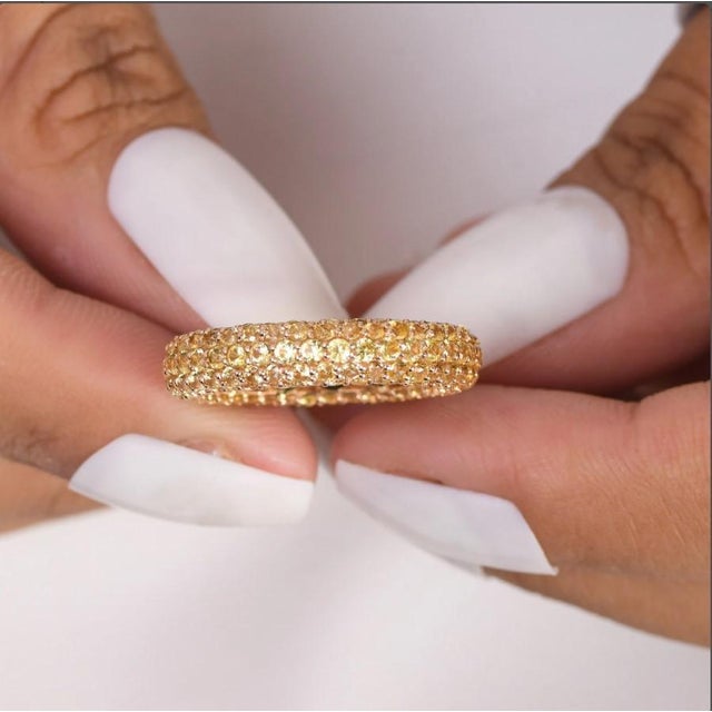 Natural 4.16 cts yellow sapphire ring in 14k gold For Sale - Image 4 of 18