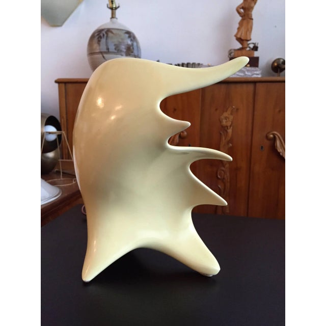 Italian 1950s Antonia Campi Conchiglia Pottery Lamp For Sale In New York - Image 6 of 7