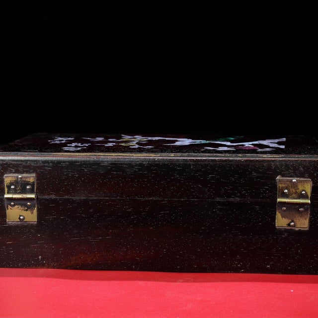 Chinese Vintage Chinese Rosewood Box With Mother of Pearl "Bird on Branch" Inlay For Sale - Image 3 of 9