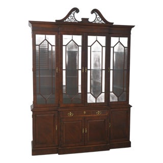 Henredon 4 Door Mahogany China Curio Cabinet For Sale