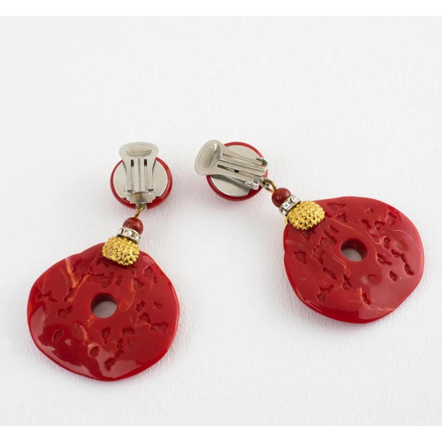 2000 - 2009 Angela Caputi Gilded and Red Cinnabar Resin Dangle Clip Earrings For Sale - Image 5 of 8