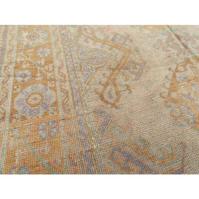 Galerie Shabab Collection Early 20th Century Turkish Oushak Room Size Carpet For Sale - Image 4 of 7