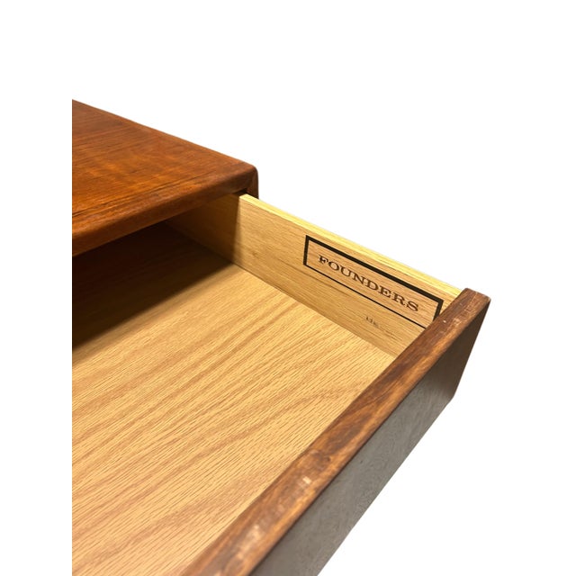 1960s Mid Century Milo Baugham Inspired Founders 8 Draw Dresser For Sale In Philadelphia - Image 6 of 6