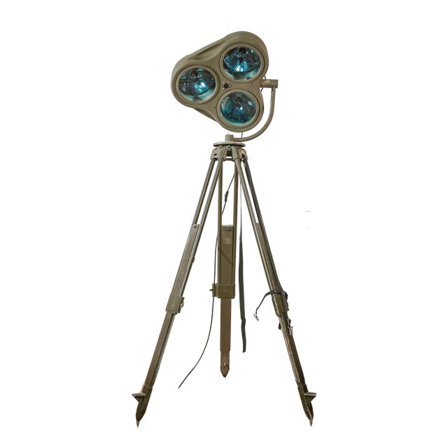 Military Surgical Floor Light from Heraeus Hanaulux London, Germany, 1990s For Sale