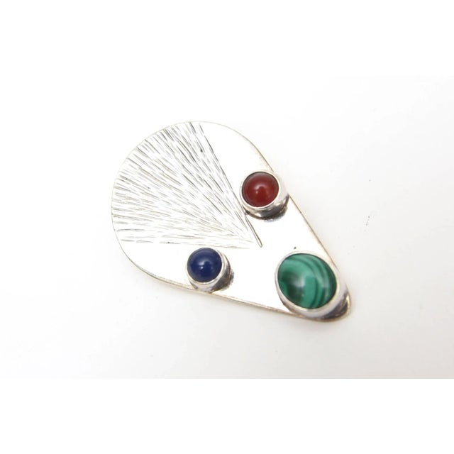 1970s Vintage Hallmarked Sterling Silver Malachite, Carnelian, Blue Lace Agate Clip on Earrings Pair Of For Sale - Image 5 of 8