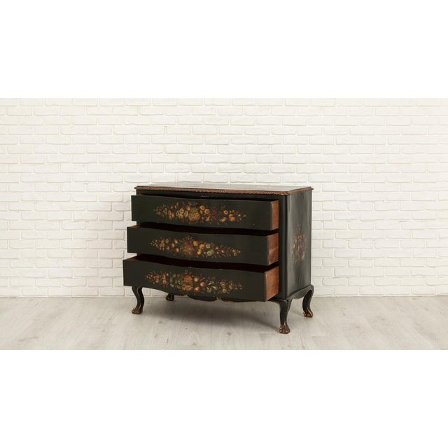 Louis XV Style Chest of Drawers in Dark Green Painted Wood, 1970s For Sale - Image 3 of 7