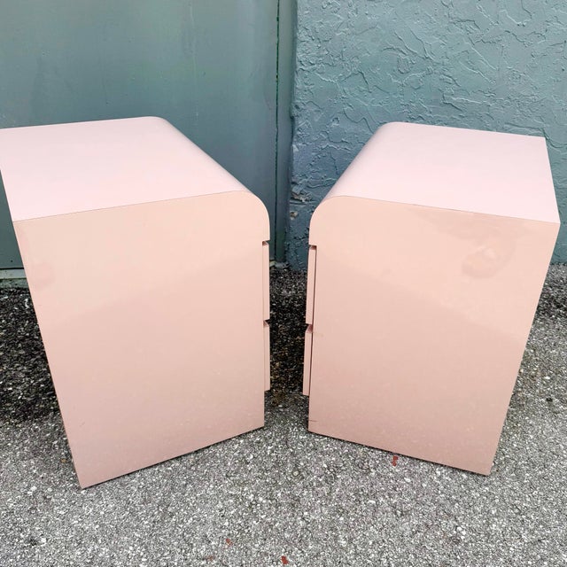 Pink Postmodern Pink Golds Laminate Waterfall Nightstands - A Pair For Sale - Image 8 of 9