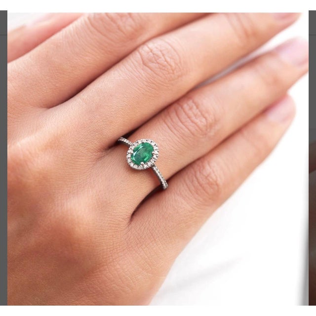 6x8mm Oval Cut Natural Emerald & 1 Ct Natural Diamond Halo Engagement Ring Size6 For Sale - Image 4 of 8