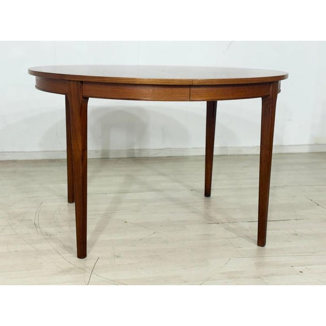 Round Dining Table in Teak For Sale - Image 5 of 9