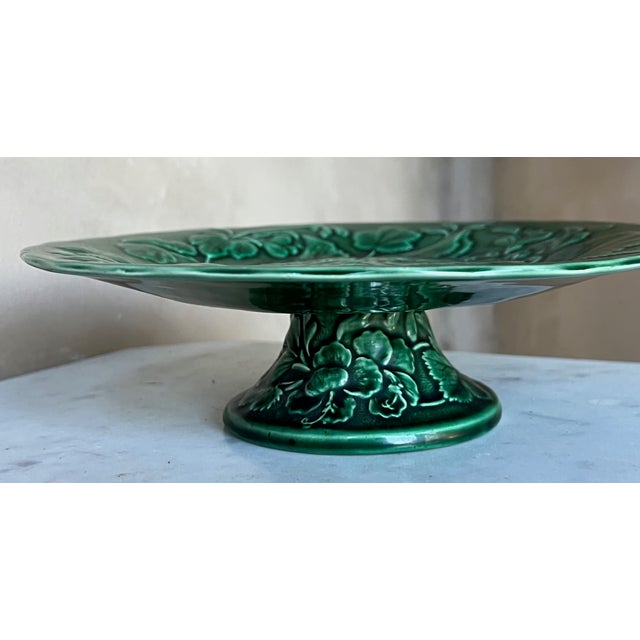 1940s Green Majolica English Cake Plate For Sale - Image 5 of 7