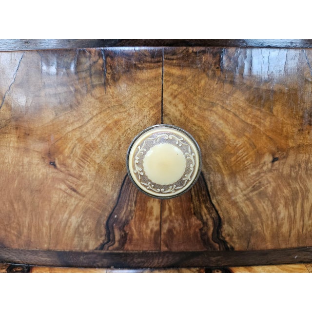 Tuscan Art Deco Dressing Table in Walnut Burl, 1940 For Sale - Image 12 of 17