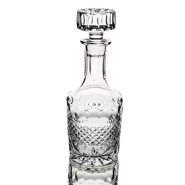 Traditional Galway Irish Crystal O’Malley Pattern Cut Crystal Whiskey Decanter (11.375") For Sale - Image 3 of 9