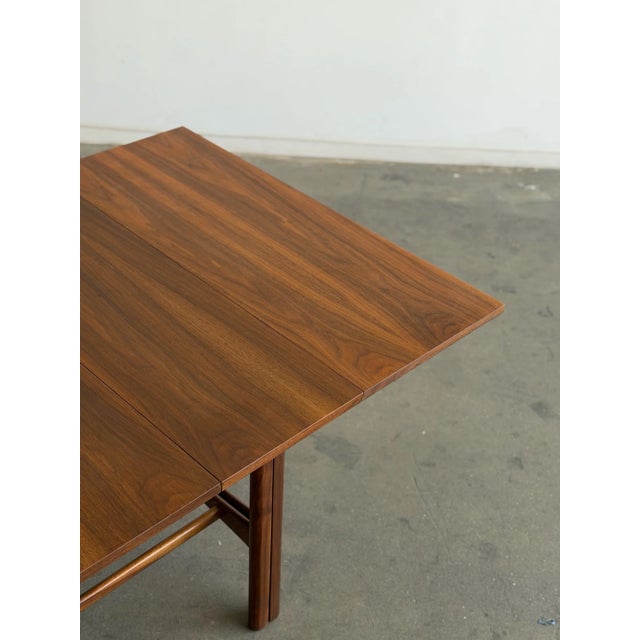 1960s Walnut Drop Leaf Dining Table by American of Martinsville, Attributed For Sale - Image 14 of 18