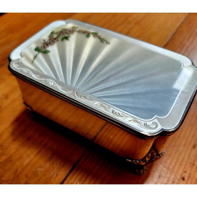1940s 1940s Vintage English Sterling Silver and Guilloche Enamel Jewelry Box For Sale - Image 5 of 9