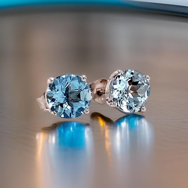 Gold Natural Aquamarine Stud Earrings 14Karat White Gold 1.0 TCW Certified For Sale - Image 8 of 11