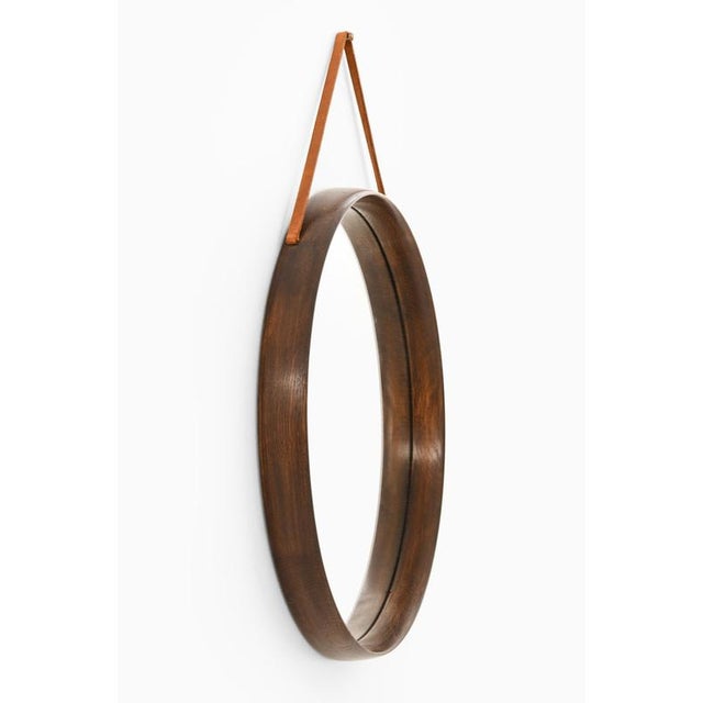 Round Mirror with Dark-Stained Oak Frame attributed to Uno & Östen Kristiansson, 1950s For Sale - Image 3 of 5