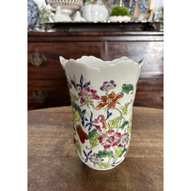 Pair Early 20th C Famille Rose Floral 6” Enamel Chinese Scalloped Vase Vases For Sale - Image 4 of 5