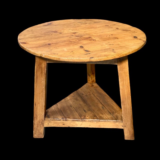 English Antique English Pine Cricket Table With Tri-Leg Base and Stretcher Shelf For Sale - Image 3 of 6