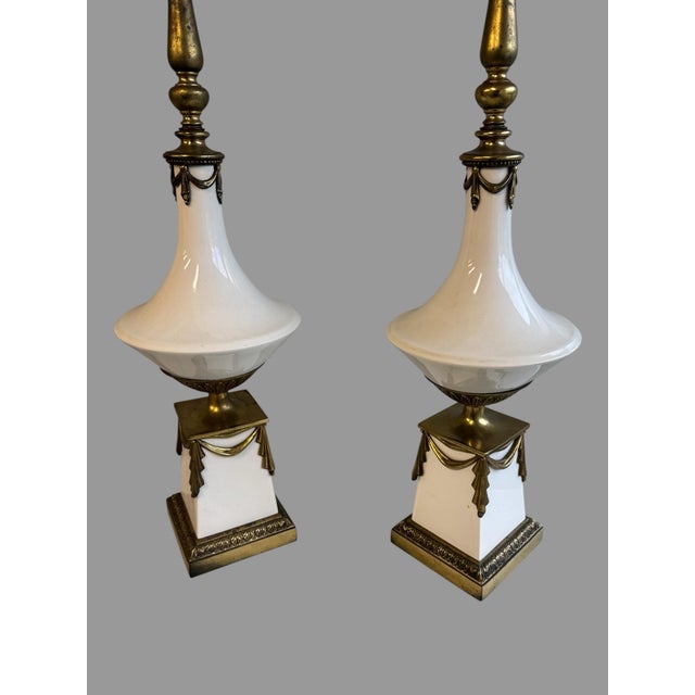 Vintage White Milk Glass & Brass Neoclassical Table Lamps Hollywood Regency - a Pair For Sale - Image 4 of 8