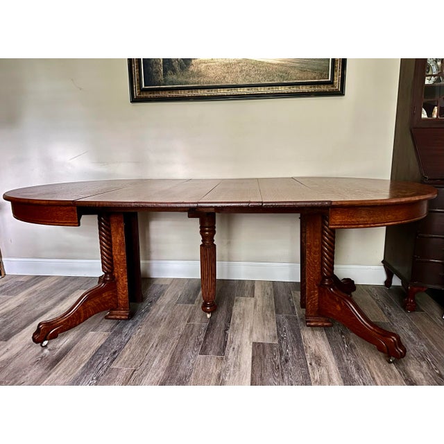 Antique 20th Century Tiger Oak Split Pedestal Table With Ornate Carvings & Paw Feet For Sale - Image 11 of 12