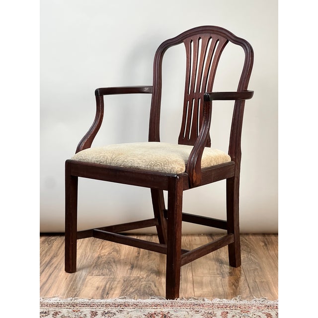 Antique English George III Mahogany Hepplewhite Armchair C. Early 19th Century For Sale - Image 9 of 15