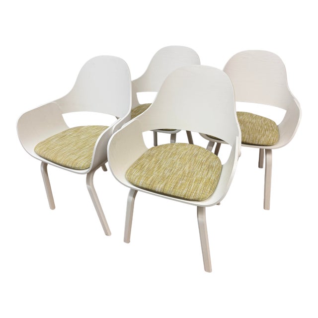 Jaime Hayon for Barcelona Design Showtime Nude Dining Chairs, Set of Four For Sale