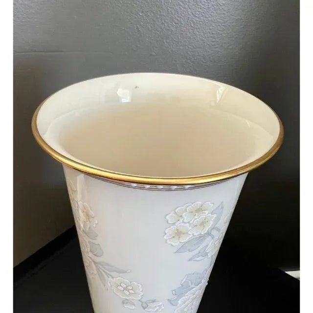 Ivory Late 20th Century, Lenox, Presidential Collection McKinley Vase For Sale - Image 8 of 11