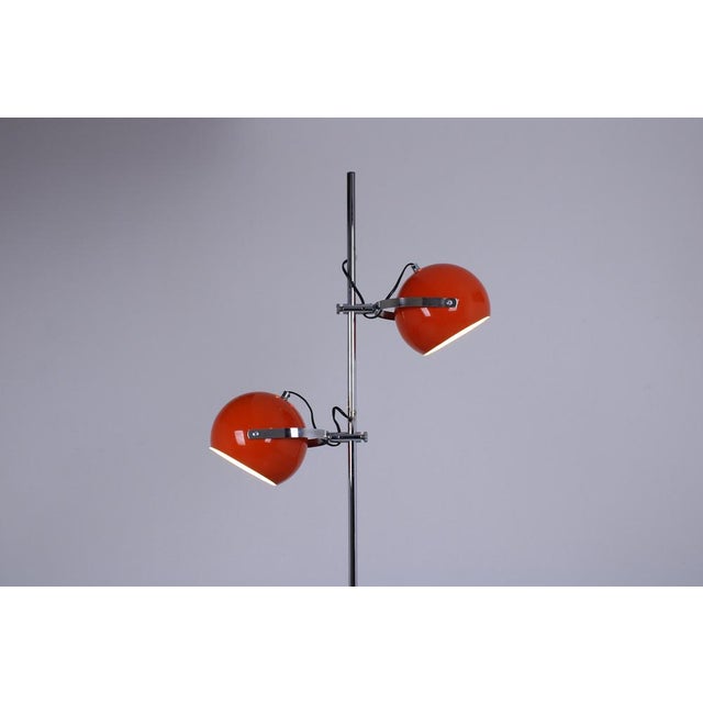 Adjustable genuine seventies double 'Eye Ball' metal floor light. Dutch origin ( Herda ), but clearly 1970ies modernist...