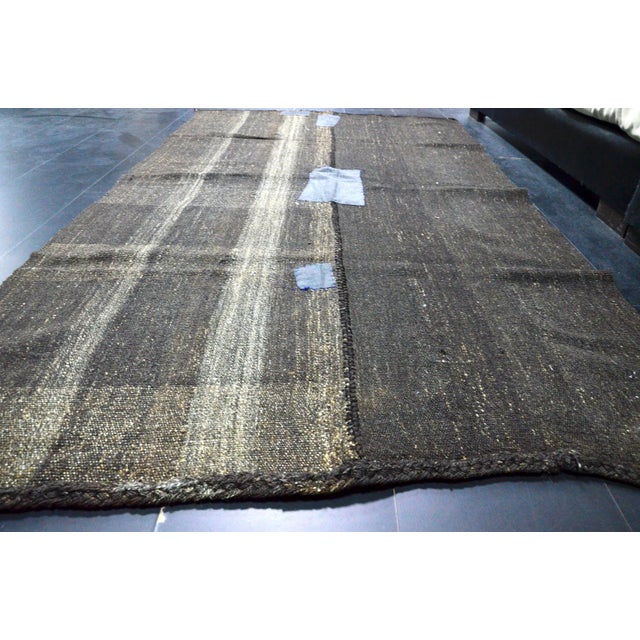 1960s Vintage Tribal Turkish Area Kilim Rug For Sale - Image 5 of 9