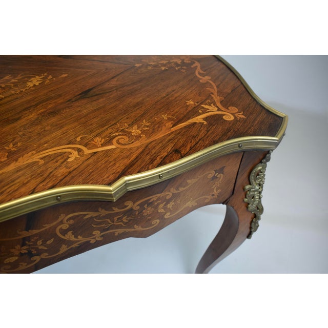 Early 20th Century French Louis XV Style Rosewood Marquetry Writing Table/Desk For Sale - Image 17 of 18