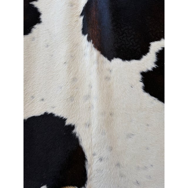 Contemporary Natural Brazilian Black and White Cowhide Rug 74" X 90" For Sale - Image 3 of 5