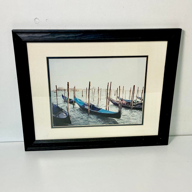 1980s Vintage Italian Coastal Venus Blue Gondola at Dock Framed Photography. For Sale - Image 10 of 13