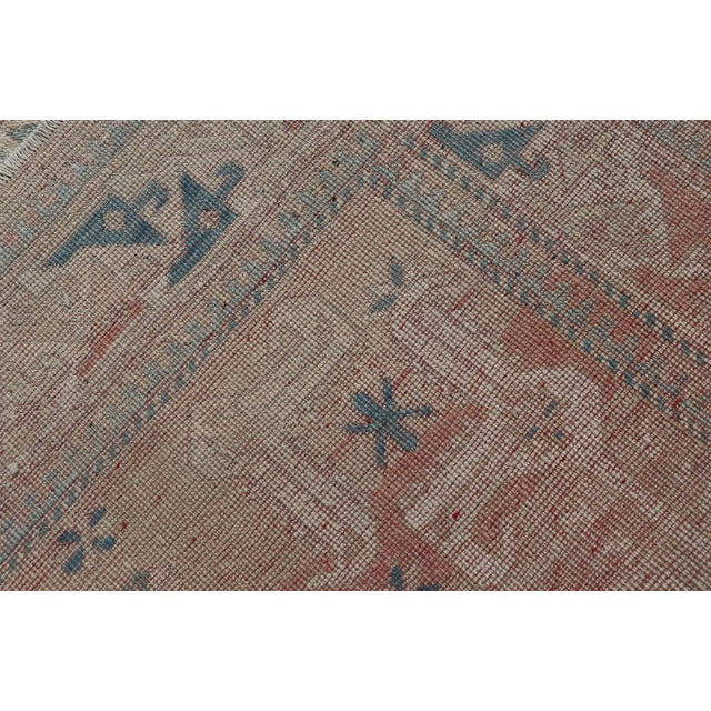 Tribal Medallion Design Vintage Turkish Oushak in Cream, Blue, and Terracotta 4'5 X 6'7 For Sale - Image 11 of 11