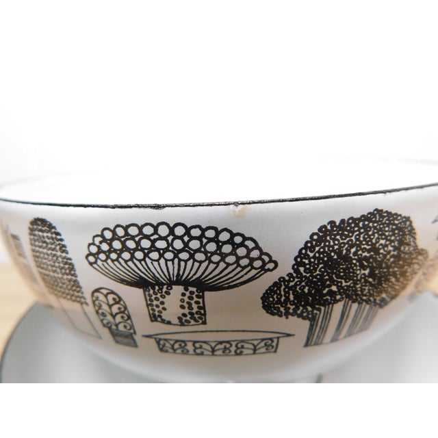 Vintage Finel Arabia Mushroom Salad Bowl Set & Canister, 1960s – Designed by Kaj Franck & Esteri Tomula For Sale - Image 11 of 18