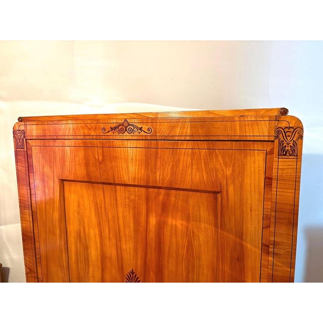 19th Century Biedermeier Cabinet in Marquetry Cherrywood, Prague, 1825 For Sale - Image 9 of 18