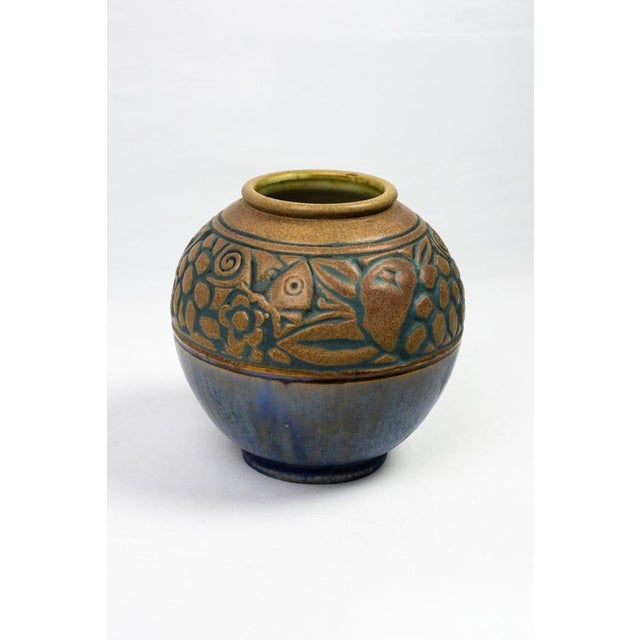 Art Deco Round Glazed Model 172J Stoneware Vase with Stylized Bestiary Frieze of Birds, Fish, and Fruit by Mougin Nancy & Gaston Ventrillon, 1925-1930 For Sale - Image 6 of 11