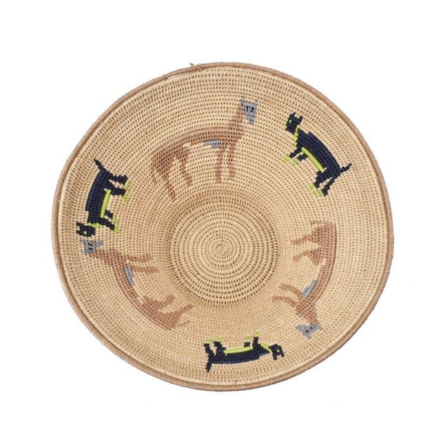 Early 20th Century Sisal Handwoven Beige Animal Basket Eswatini 12inch For Sale In Denver - Image 6 of 7