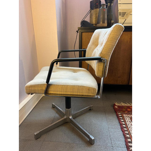 Mid-Century Modern Armchair from Röder & Sons, 1970s For Sale - Image 3 of 12