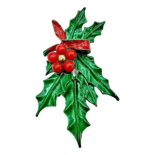 Mid-Century Boho Chic Americana Christmas Painted Holly With Berries Swag Brooch. For Sale