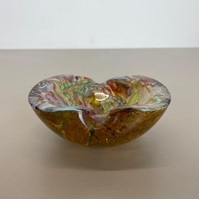 1960s Multicolor Murano Glass Bowl Gold Flakes Shell Ashtray from Dino Martens, Italy, 1960s For Sale - Image 5 of 18